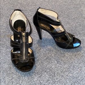 Michael Kors black high heels / size 6